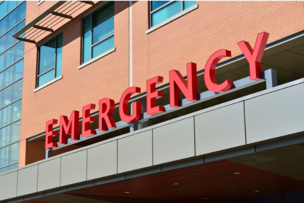 emergency dentist hospital sign