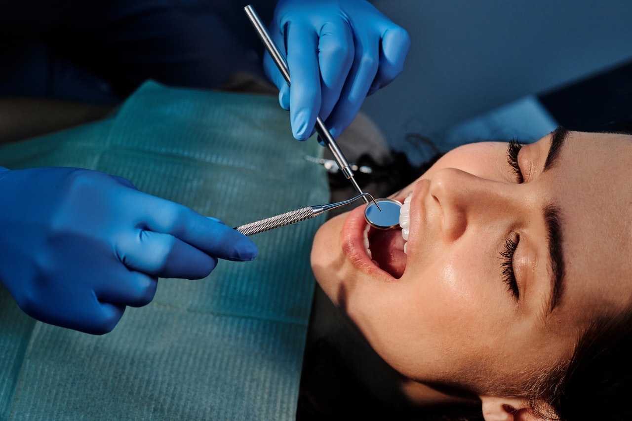 women undergoing veneers treatment